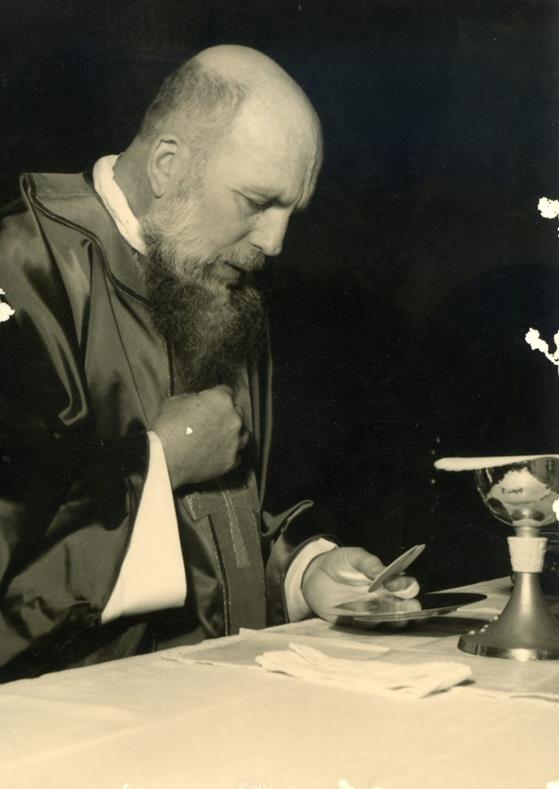 Longo Bernardo messa.jpg